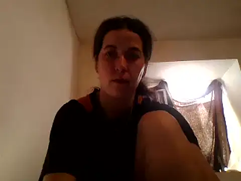 Snapshot of Tamilashaa chatting on 03-09-25, 07:12 Tamilashaa online show from 03-09-25, 07:12