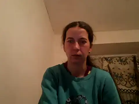 Snapshot of Tamilashaa chatting on 12-14-25, 03:39 Tamilashaa online show from 12-14-25, 03:39