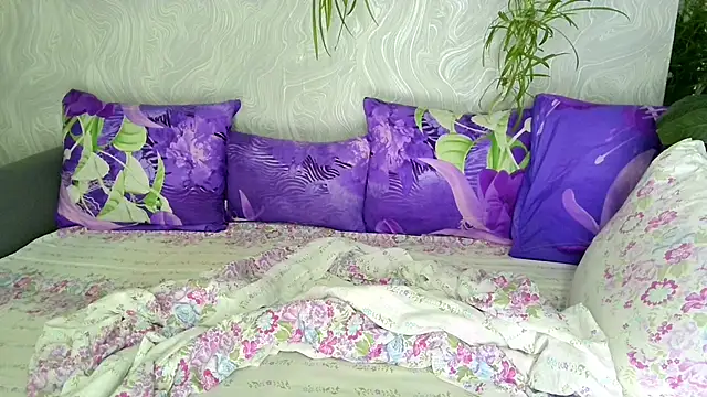 Snapshot of pink_dawn chatting on 09-27-25, 12:48 pink dawn online show from 09-27-25, 12:48