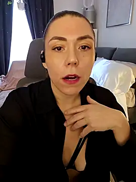 Ellie-L-Elizabeth online show from 12-12-24, 03:59