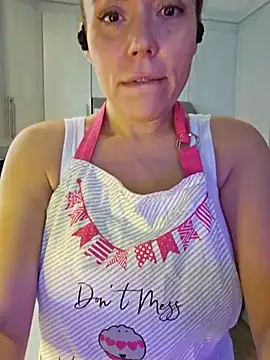 Ellie-L-Elizabeth online show from 03-01-25, 02:02