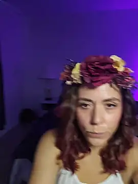 Ellie-L-Elizabeth online show from 10-22-25, 05:02