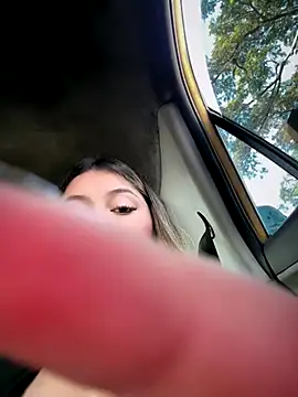 lunablossom  online show from 12-13-25, 09:31