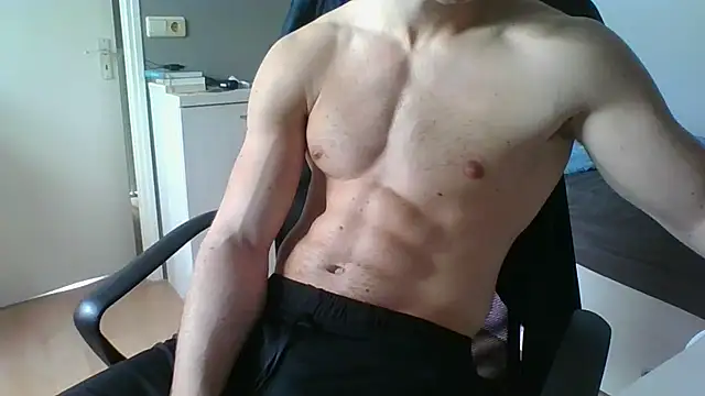 RamonJoosse2002 online show from 03-10-26, 02:00