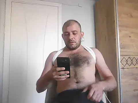 NiiiRvaNaa online show from 09-11-25, 05:07