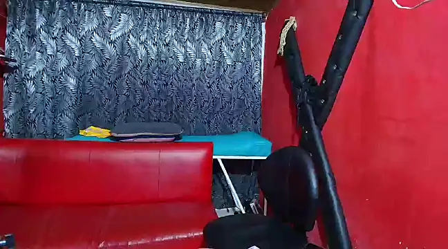 Snapshot of lesbiancuple chatting on 03-11-25, 12:00 lesbiancuple online show from 03-11-25, 12:00