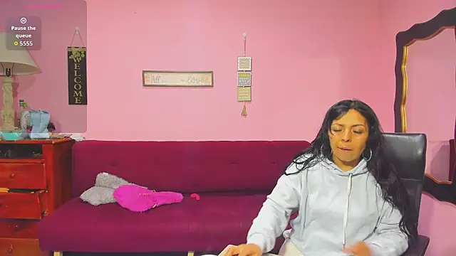 Snapshot of lesbiancuple chatting on 11-05-25, 12:43 lesbiancuple online show from 11-05-25, 12:43