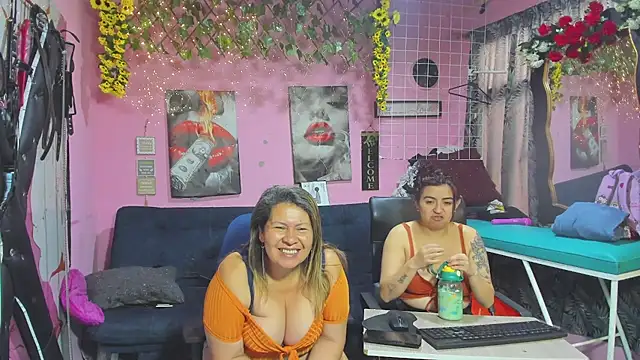 Snapshot of lesbiancuple chatting on 05-29-26, 12:25 lesbiancuple online show from 05-29-26, 12:25