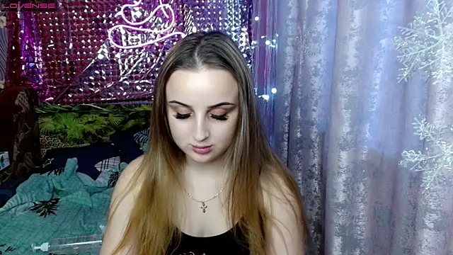 Snapshot of Careys_universe chatting on 01-05-25, 08:00 Careys universe online show from 01-05-25, 08:00