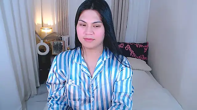 Snapshot of Mimi_Cums chatting on 10-28-25, 04:31 Mimi Cums online show from 10-28-25, 04:31