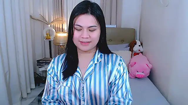 Snapshot of Mimi_Cums chatting on 11-26-25, 03:24 Mimi Cums online show from 11-26-25, 03:24