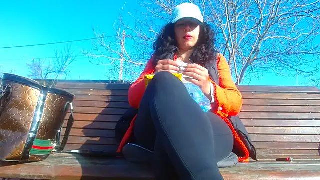 SquirtyMellissaLabia online show from 03-17-25, 06:51