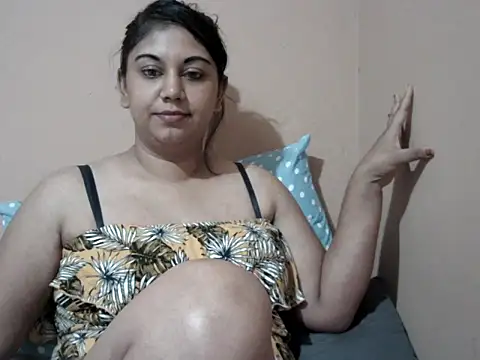 bellachow10 online show from 04-09-26, 06:19