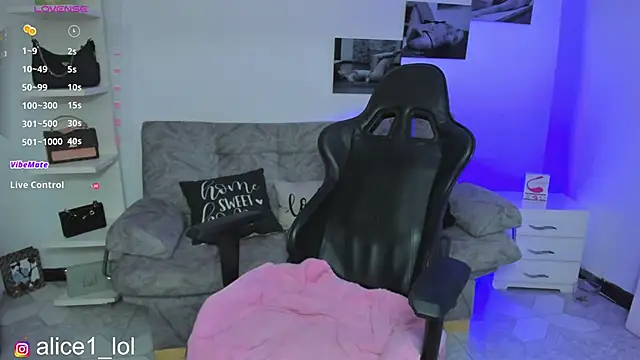 Snapshot of candy_alicee chatting on 11-07-25, 03:28 candy alicee online show from 11-07-25, 03:28