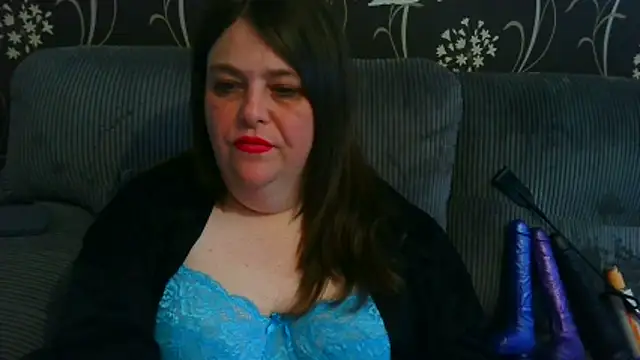 HouseWifeWhore Milf online show from 03-25-26, 02:23