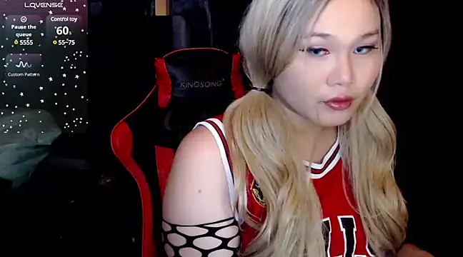 Snapshot of stacey_wills44 chatting on 02-20-25, 07:52 stacey wills44 online show from 02-20-25, 07:52