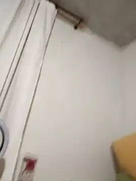 Snapshot of stefanyharper16 chatting on 11-12-25, 10:41 stefanyharper16 online show from 11-12-25, 10:41