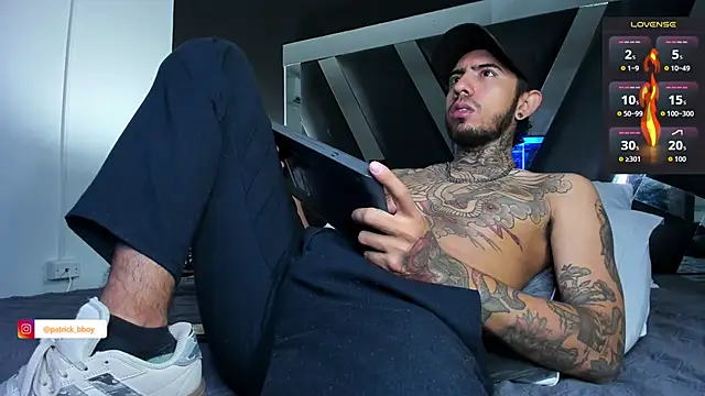 Snapshot of Evans_Osler chatting on 11-16-25, 12:49 Evans Osler online show from 11-16-25, 12:49