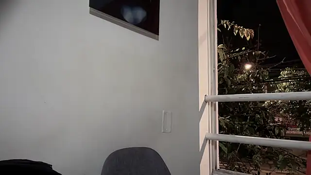 romeolovedark online show from 10-22-25, 07:52