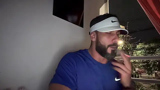 romeolovedark online show from 11-10-25, 06:23