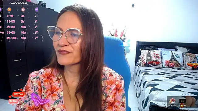 Snapshot of Xiimen chatting on 03-05-26, 12:17 Xiimen online show from 03-05-26, 12:17