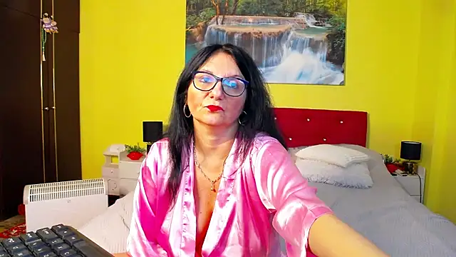 Snapshot of AlexaMorreno chatting on 02-08-25, 07:38 AlexaMorreno online show from 02-08-25, 07:38