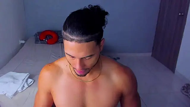 Kris Khalifa69 online show from 01-08-26, 08:38