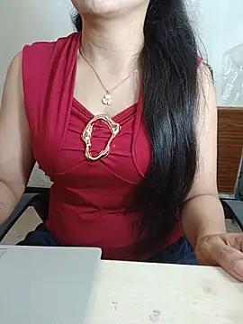 Snapshot of Chanchal--Navya chatting on 06-07-26, 06:33 Chanchal--Navya online show from 06-07-26, 06:33