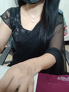 Snapshot of Chanchal--Navya chatting on 07-12-26, 06:21 Chanchal--Navya online show from 07-12-26, 06:21