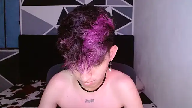 littlextreme online show from 12-13-24, 04:43