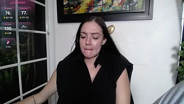 Snapshot of brianna_196 chatting on 05-06-26, 08:14 brianna 196 online show from 05-06-26, 08:14