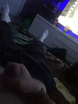 Hugetings online show from 12-29-24, 03:46