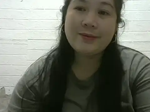 Snapshot of hotsexylyn chatting on 02-28-25, 12:09 hotsexylyn online show from 02-28-25, 12:09
