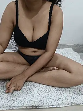 Rubyrosemumbai online show from 06-25-26, 05:28