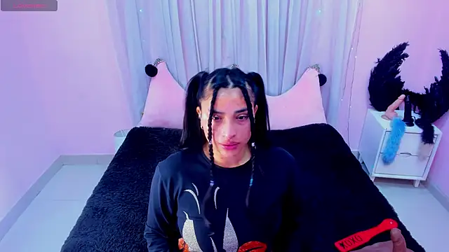 Snapshot of Kirara_22 chatting on 03-15-25, 04:35 Kirara 22 online show from 03-15-25, 04:35