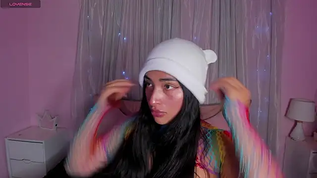 Snapshot of Kirara_22 chatting on 09-13-25, 07:35 Kirara 22 online show from 09-13-25, 07:35