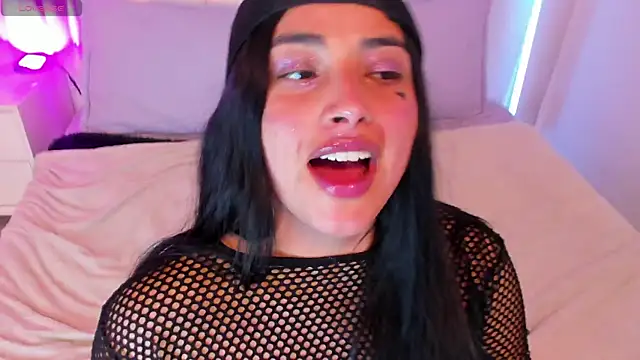 Snapshot of Kirara_22 chatting on 11-07-25, 08:09 Kirara 22 online show from 11-07-25, 08:09