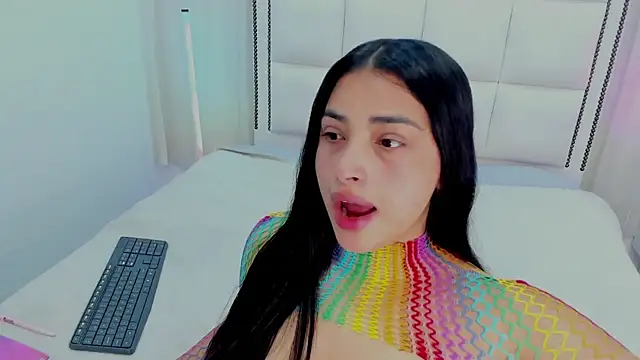 Snapshot of Kirara_22 chatting on 11-12-25, 07:57 Kirara 22 online show from 11-12-25, 07:57