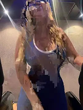 Snapshot of ValeriaHot69 chatting on 02-12-26, 11:44 ValeriaHot69 online show from 02-12-26, 11:44