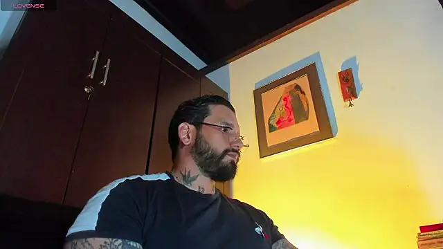 CamiloGray  online show from 03-25-26, 02:23