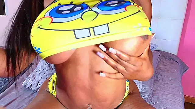 hornyhousekeeper  online show from 01-01-25, 12:55