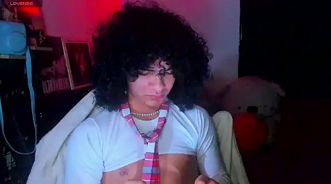 Snapshot of sweetvond_ chatting on 03-02-25, 04:50 sweetvond  online show from 03-02-25, 04:50