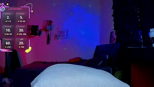 Snapshot of sweetvond_ chatting on 10-11-25, 11:03 sweetvond  online show from 10-11-25, 11:03