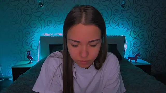 AlexaBarkley online show from 12-12-24, 03:21