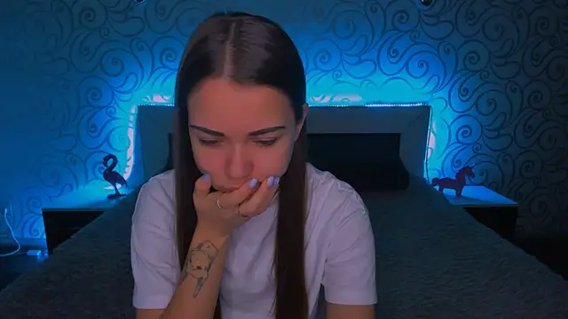 AlexaBarkley online show from 12-22-24, 03:22