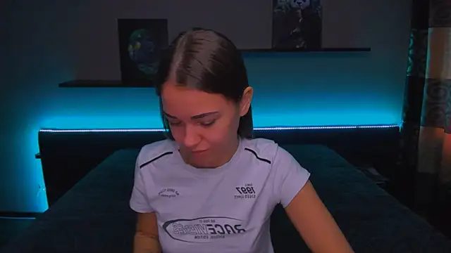 AlexaBarkley online show from 12-24-24, 06:11