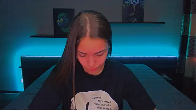 AlexaBarkley online show from 12-27-24, 03:09