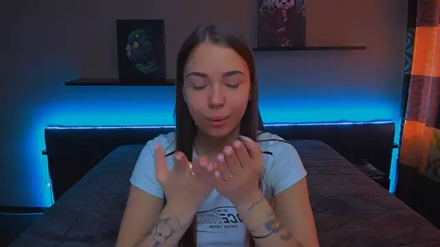 AlexaBarkley online show from 02-21-25, 03:23