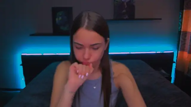 AlexaBarkley online show from 02-25-25, 06:25