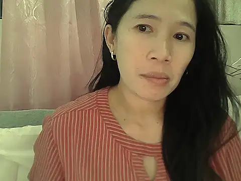 Snapshot of Alexiadreamer chatting on 10-19-25, 03:45 Alexiadreamer online show from 10-19-25, 03:45